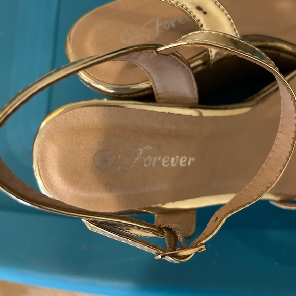 Forever 21 Gold Wedge Sandals with Ankle Strap - Picture 3 of 8